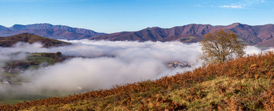 Irissarry au coeur d'une mer de nuages